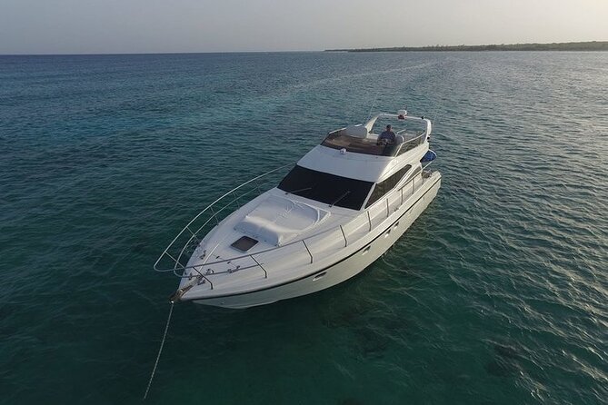 2 Hour Sunset - 47' Azimut, Tulum, Playa del Carmen, Riviera Maya - Boat condition and service: keep expectations sensible