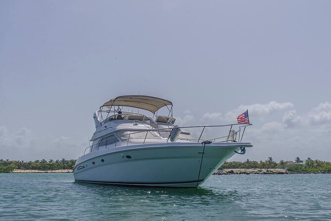 2 Hour Sunset - 51' Sea Ray Tulum, Playa del Carmen, Riviera Maya - Dinner, drinks, and the crew