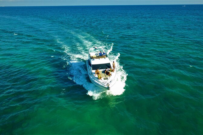 3 Hour Xpu-Ha - 47' Azimut, Tulum, Playa del Carmen, Riviera Maya - Three hours toward Xpu-Ha