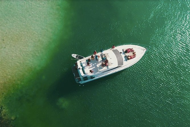 3 Hour Xpu-Ha - 47' Azimut, Tulum, Playa del Carmen, Riviera Maya - Drinks, music, and the karaoke wildcard