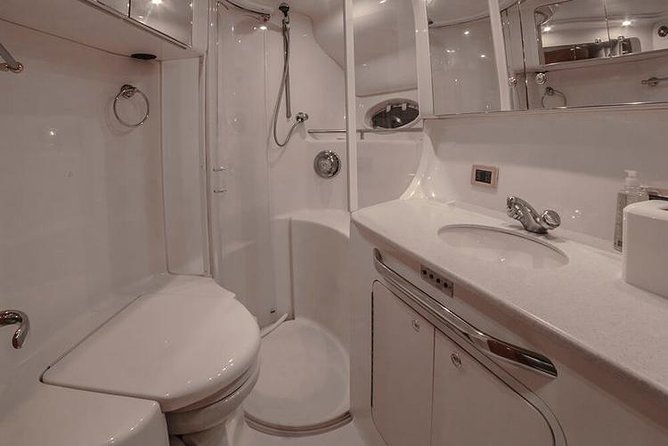 3 Hour Xpu-Ha - 51' Sea Ray Tulum, Playa del Carmen, Riviera Maya - Lunch, margaritas, and a practical look at the value