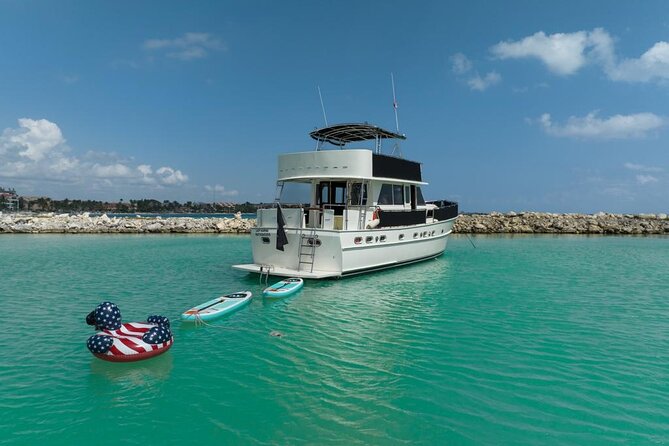 3 Hours - 53' Hatteras - Tulum, Playa Del Carmen, Riviera Maya - A private Hatteras cruise built for groups