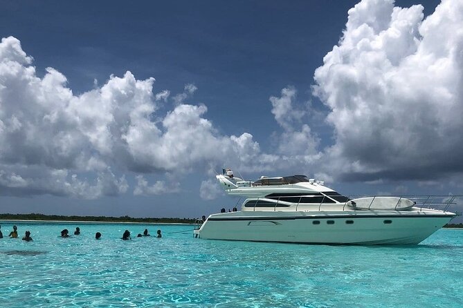 4 Hour - 47' Azimut, Tulum, Playa del Carmen, Riviera Maya - Who will enjoy this private Riviera Maya boat trip?