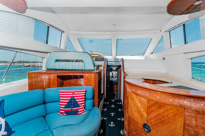 4 Hour 50' Azimut Yacht All-Inclusive in Tulum & Playa del Carmen - What happens when the sea turns rough