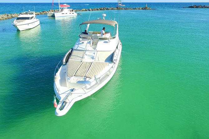 4 Hour - 51' Sea Ray, Tulum, Playa del Carmen, Riviera Maya - Snorkeling at Inha Reef