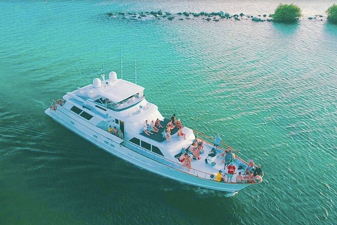 4 Hour - 80' Burger, Tulum, Playa del Carmen, Riviera Maya - Cruising the Riviera Maya coast