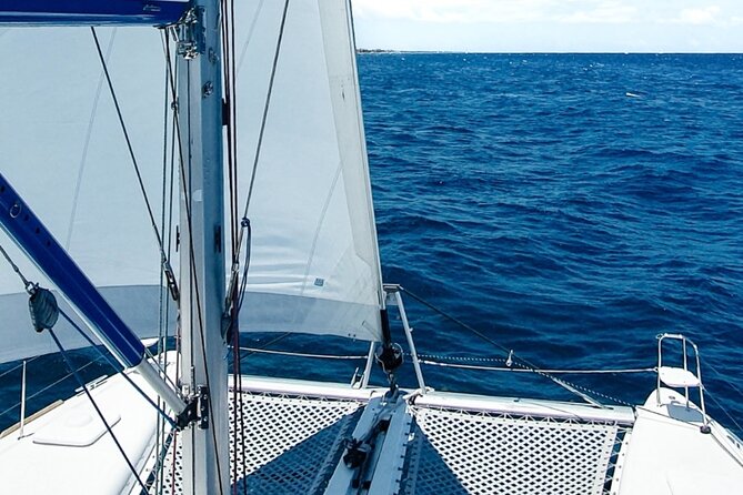 4 Hours Exclusive 45' Lagoon Catamaran Experience - Two ways to spend the four hours