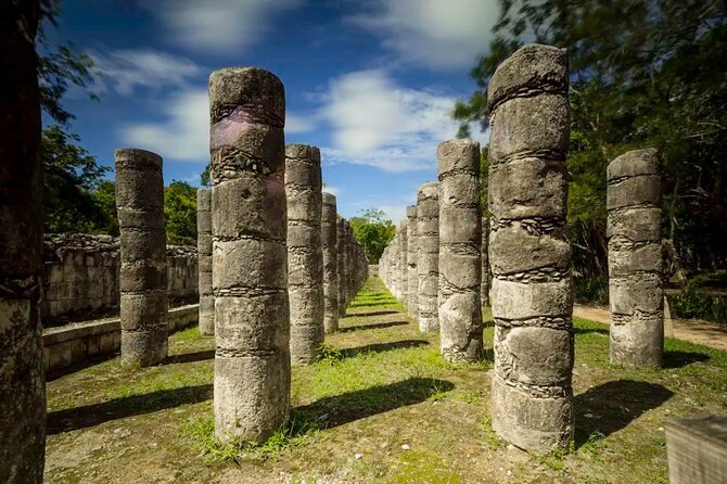 (4x1)Chichén Itzá, Cenote Saamal, Kaua e Valladolid da Playa Del Carmen e Tulum - Chichén Itzá and the power of El Castillo