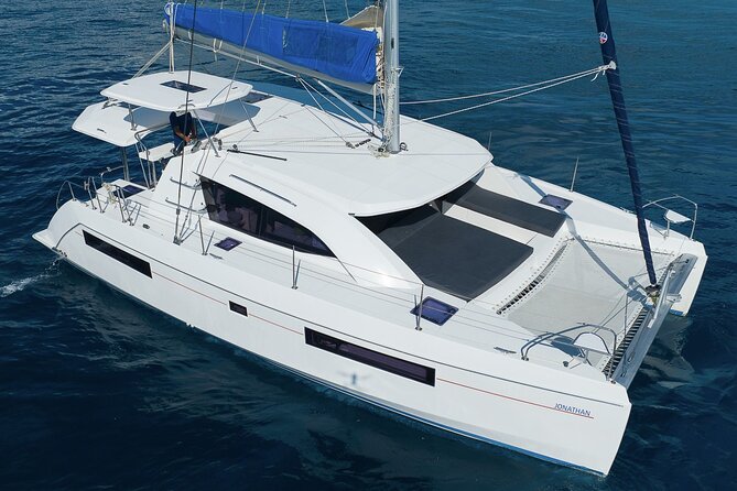 5-Hour 38'Luxury Catamaran All-Inclusive Tulum & Playa del Carmen - Setting sail from Puerto Aventuras
