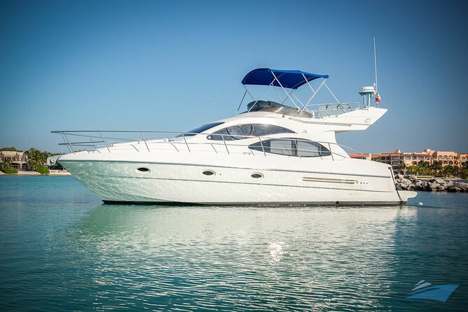 5H 42' Azimut Yacht All-Inclusive from Tulum & Playa del Carmen. - Leaving Puerto Aventuras on a private yacht