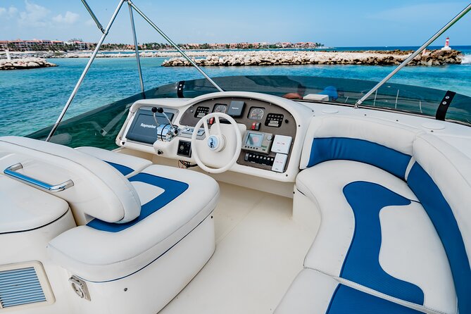 5H private 50' Yacht All-Inclusive from Tulum & Playa del Carmen - In-Ha snorkeling with turtles and reef fish