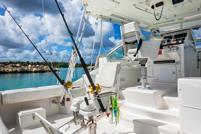6 Hour Private Fishing Tour in Puerto Aventuras Riviera Maya - Getting to the marina and planning your day