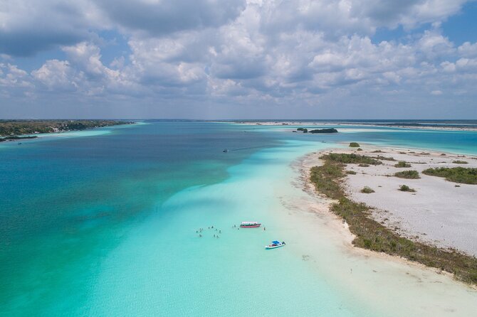 7 Colors Bacalar Lagoon Tour from Playa del Carmen & Tulum - Lunch, drinks, and the real value of $169