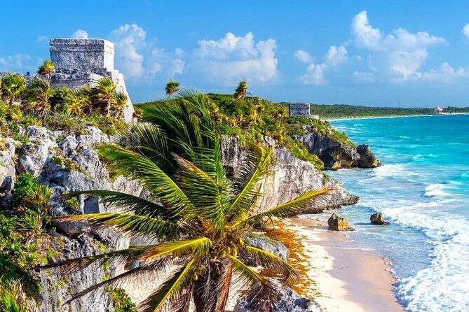 8-Day Tour through the Yucatán Peninsula, Mexico - Day 2: Tulum, Yax Kin, and Bacalar Lagoon
