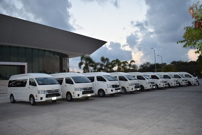 Airport Transfer One Way - Cancun / Tulum - Private or Luxury - Choosing between standard and luxury vehicles