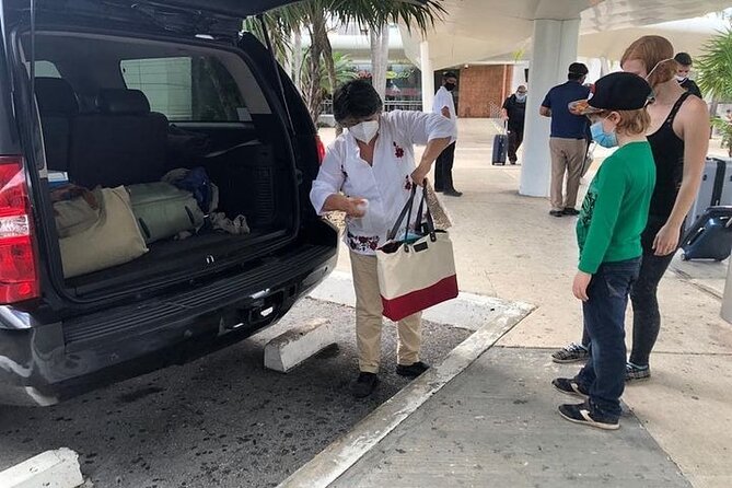 Airport Transfers to Akumal - Private van (ROUND TRIP) FLAT RATE - Planning the Return to Cancun Airport