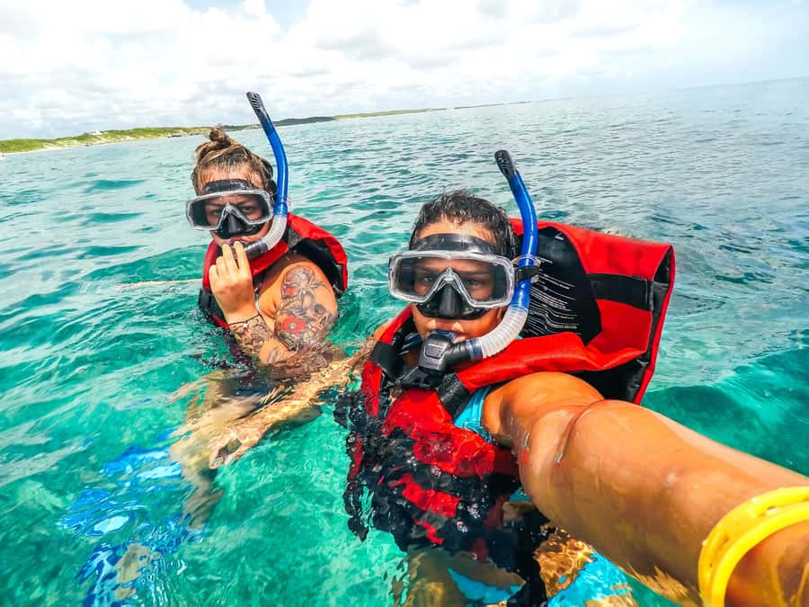 Akumal: Swim with Turtles in a Natural Paradise - Why Akumal Bay is about more than a beach swim