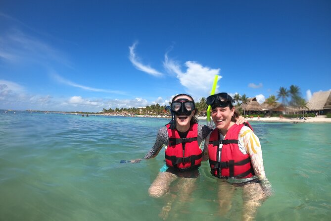 Akumal Turtles Snorkeling and GoPro pictures - Should you book this turtle snorkeling tour?