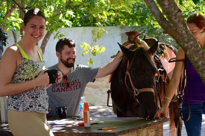 Award-winning Classic Horseback Ride (max. 6 riders) - Riding the Narrow Jungle Trails