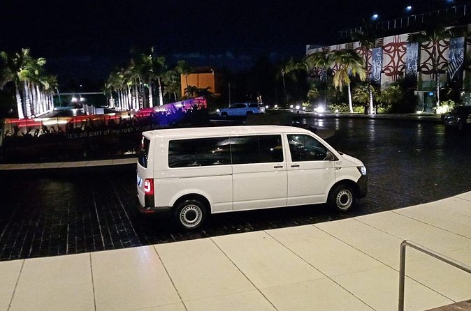 Cancun Airport to Playa del Carmen Roundtrip Private Transfer - Vehicle comfort and driver standards