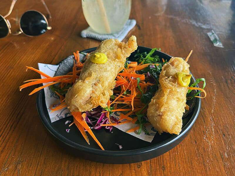 Cancún: Beachside Tacos & Town Tour with tequila tasing - First stop: seafood tacos beside the beach