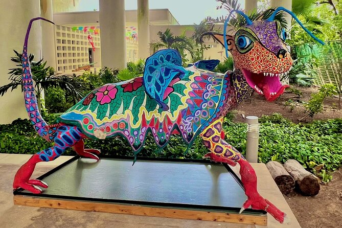 Cancun gems: Mayan Museum, Beach watching, Local Market, & Lunch - Starting in Cancun’s Mayan Museum
