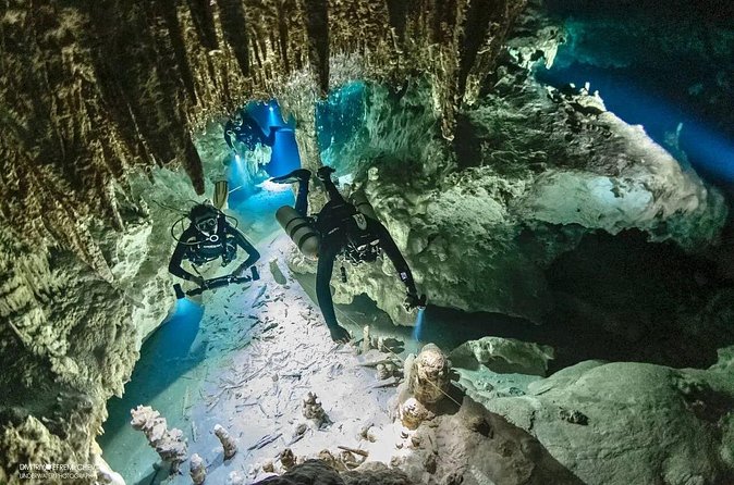 Cenote diving Dream Gate - What to bring and what to expect on site
