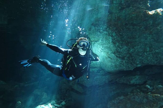 Cenotes diving - What two underwater sessions mean in practice