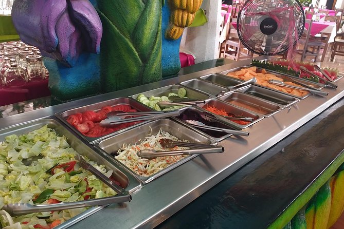 Chichen Itza Basic Tour: Sacred Cenote, Lunch, and Valladolid - A quick walk through Valladolid