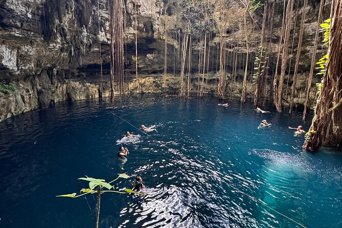 Chichén Itzá+Cenote+Food VIP: Your Exclusive, Private Journey - Lunch at Paladar Restaurant in Valladolid