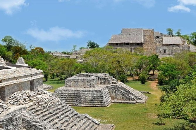 Chichen Itza, Cenote Hubiku, and Ek Balam- Small Group - The guides make the difference