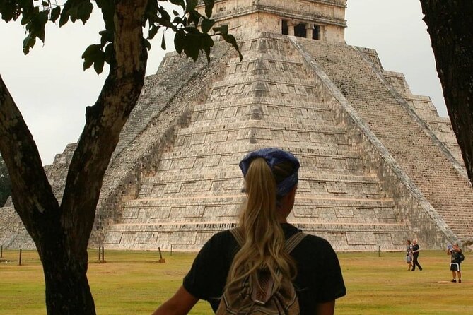 Chichen Itza + Cenote Suytun and Ikkil + Buffet and more! - A short look at Valladolid