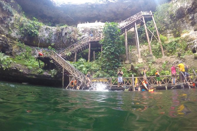 Chichen Itza Day Trip from Riviera Maya - Vendors and the limits of free time