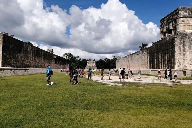 Chichen Itza Deluxe, 2 Cenotes tour From Playa del Carmen - Valladolid in 30 minutes