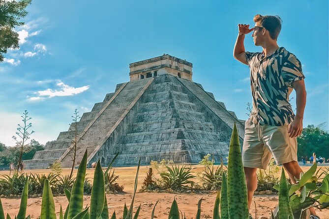Chichen Itza, Yucatecan Buffet, Cenote Saamal and Valladolid - The day begins before the heat