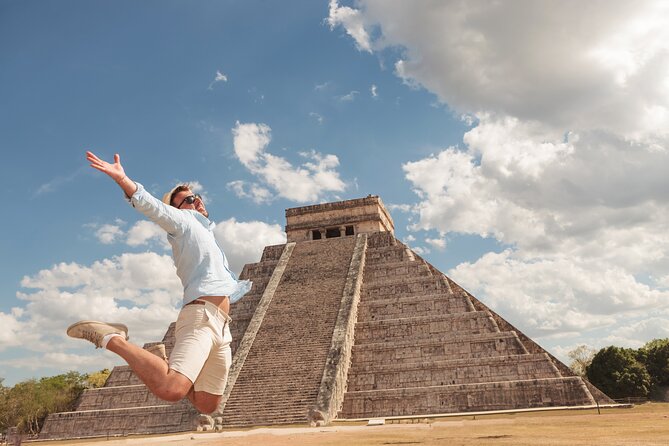 Chichen Itza, Yucatecan Buffet, Cenote Saamal and Valladolid - Chichen Itza gets the best part of your attention