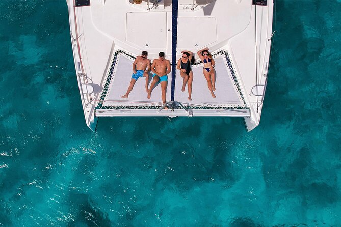 Cozumel Luxury Sailing & Snorkeling with Lunch and Open Bar Onboard - Crowding, timing, and the feel of the day