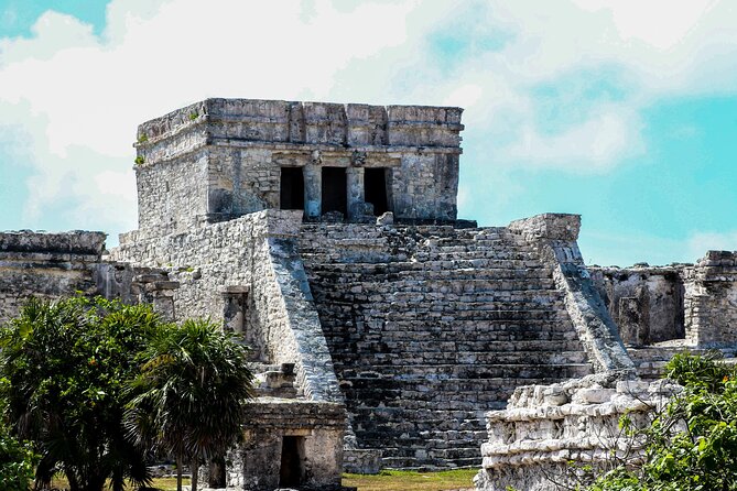 Day Trip to Tulum, Coba Ruins, and Cenote Cave in Riviera Maya - Lunch Before the Underground Cenote