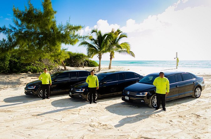 Departure by Luxury Sedan From Playa del Carmen to Cancun Airport - What happens during the pickup