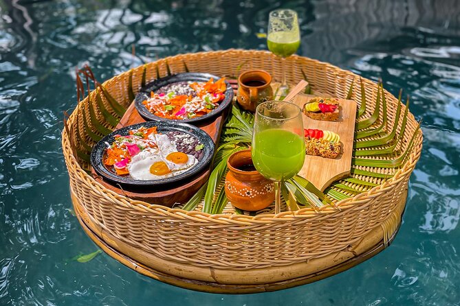 Floating breakfast in The Yellow Nest (near Dos Ojos cenote) - A jungle breakfast near Dos Ojos