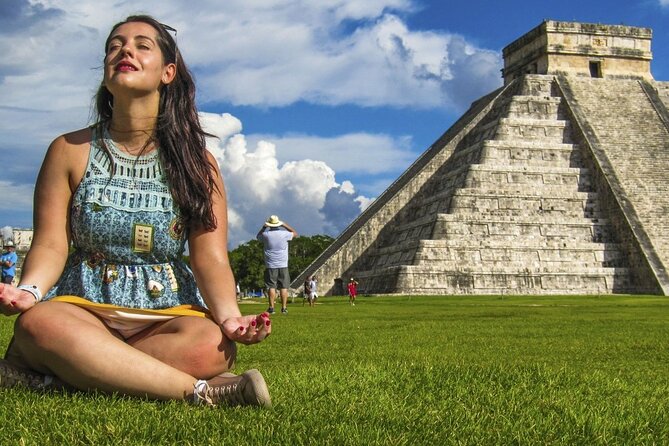 Full Day Guided Tour Chichen Itza + Cenote + Valladolid + Lunch! - Chichen Itza in a 90-minute visit
