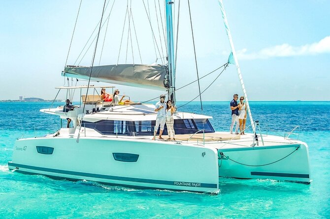 Full Experience Isla Mujeres: Food aboard + Premium drinks + Snorkel + Free time - What the catamaran day is really like