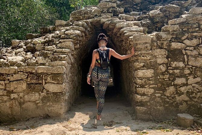Guided Tour of Archaeological Zone of Tulum + Cenote Swim - Swimming in Cenote Toh, also called Yaxmulito