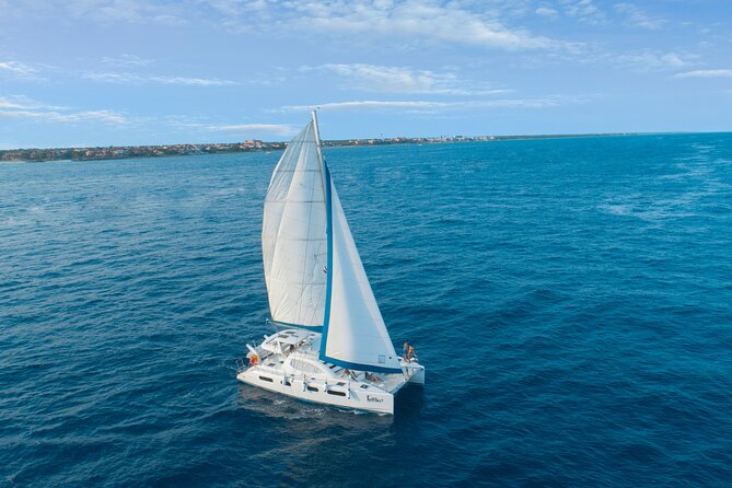 Half-Day Luxury Sailing Experience in Tulum with Open Bar - Meeting the van near Tulum