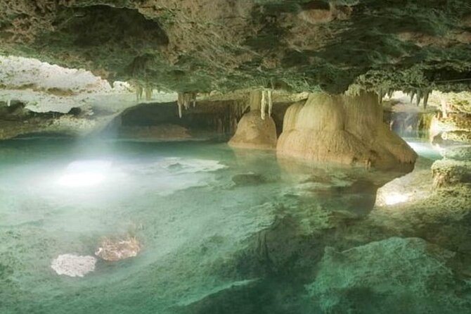 Half Day Semiprivate Snorkeling with Turtles and Majestic Cenote - A Mayan-style lunch in a natural setting