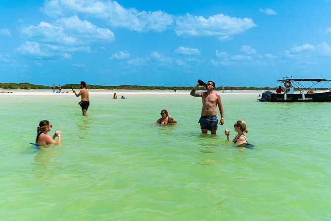 Holbox Island Tour in Mexico with Lunch - Isla de la Pasión and seasonal birdwatching