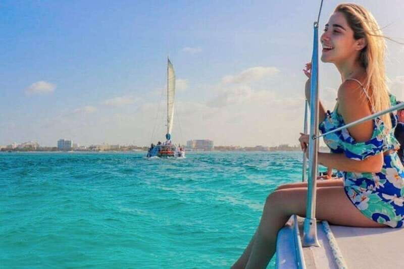 Isla Mujeres Plus Experience Catamaran Tour + Snorkel+Lunch - Families, couples, and independent planners