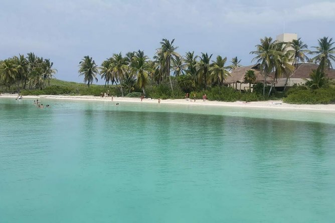 Isla Mujeres Unlimited! Fun & Party with transportation - Boarding at Punta Sam and choosing your expectations