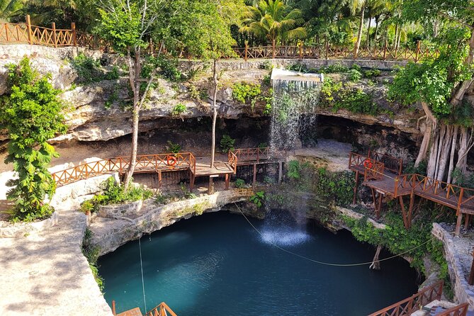 Kaan Luum Lagoon, Cenote Zacil Ha & Cenote Zemway Tour from Tulum - Kaan Luum Lagoon and its central blue hole