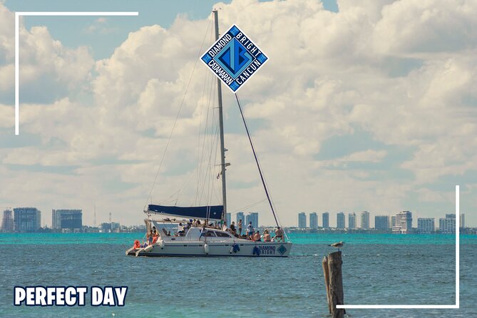 Luxury Catamaran tour to isla mujeres with transportation from Tulum - Seeing Isla Mujeres beyond the boat